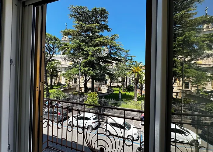 Sole Premium Balcony Overlooking Basilica * Pompei